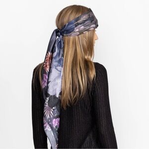 NEW JOHNNY WAS GREY Purple SCARF $110 Floral Print Tassels 100% Silk